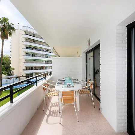 Uhc Montecarlo Niza Apartment *