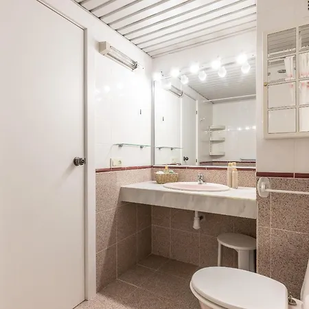 Apartment Uhc Montecarlo Niza *